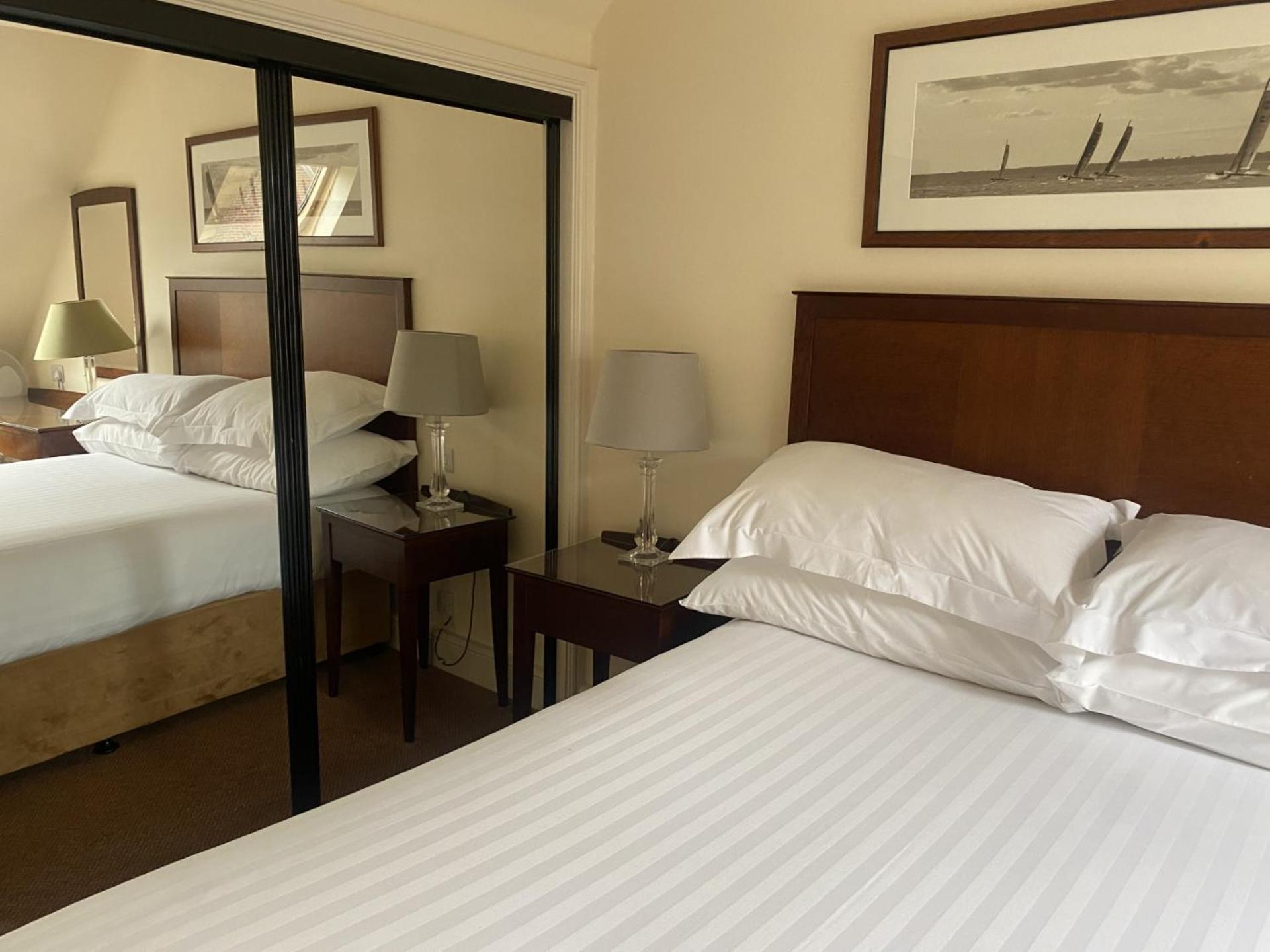 Macdonald Elmers Court 4*