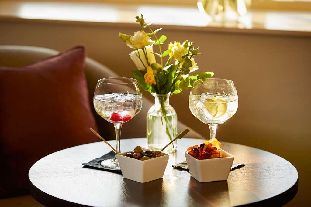 Macdonald Elmers Court 4* Lymington