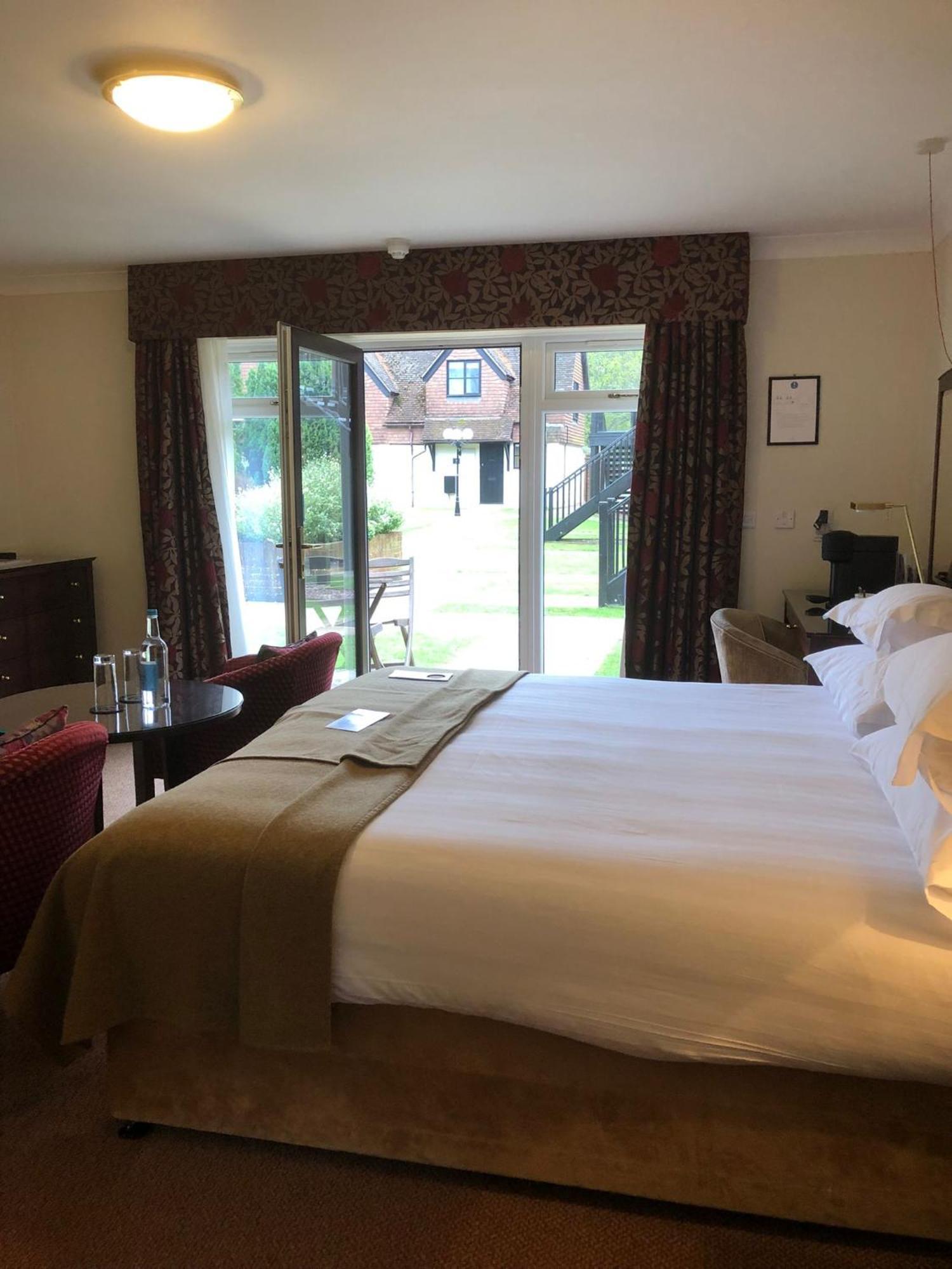 Hotel Macdonald Elmers Court