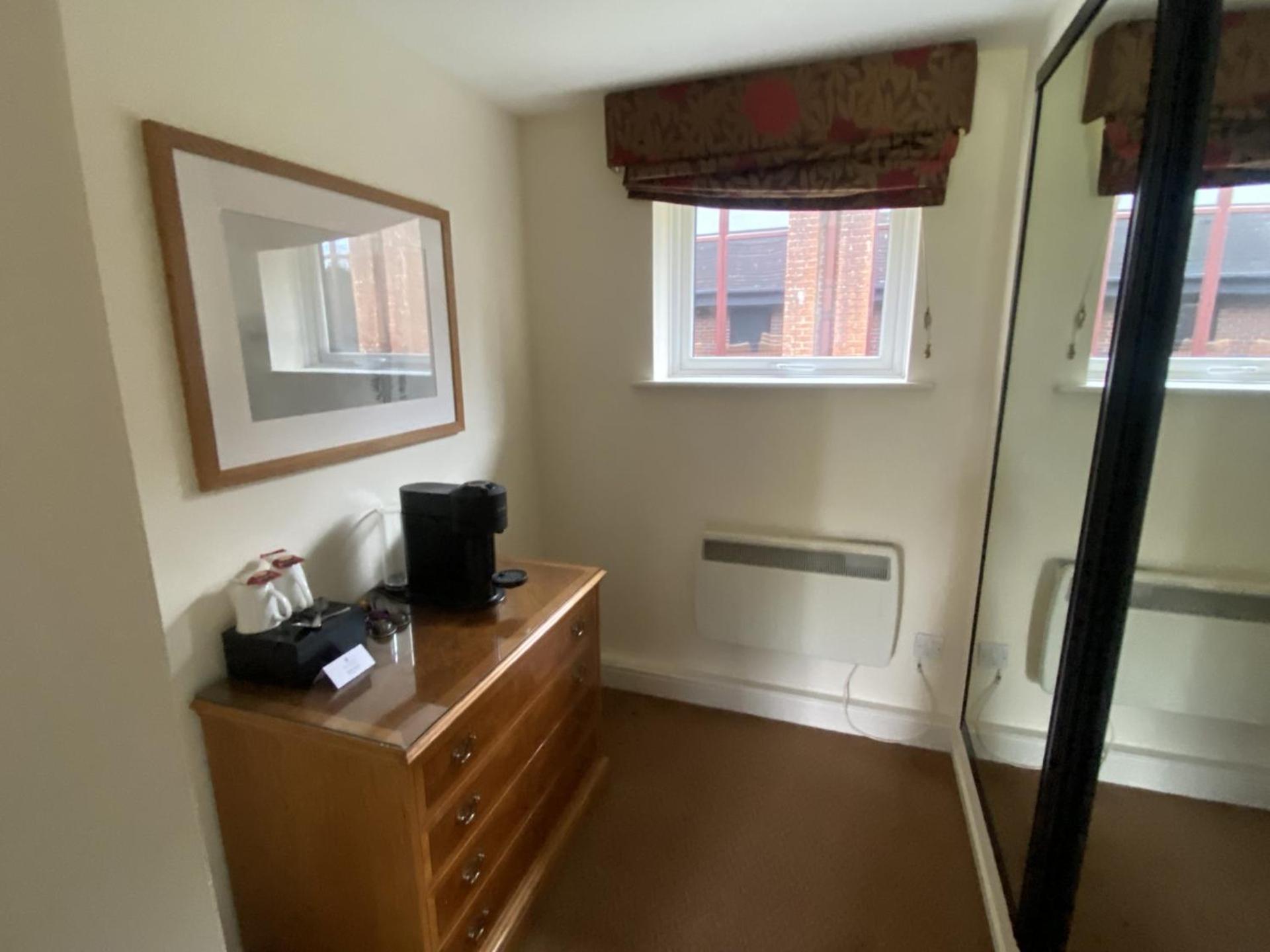 Macdonald Elmers Court 4* Lymington