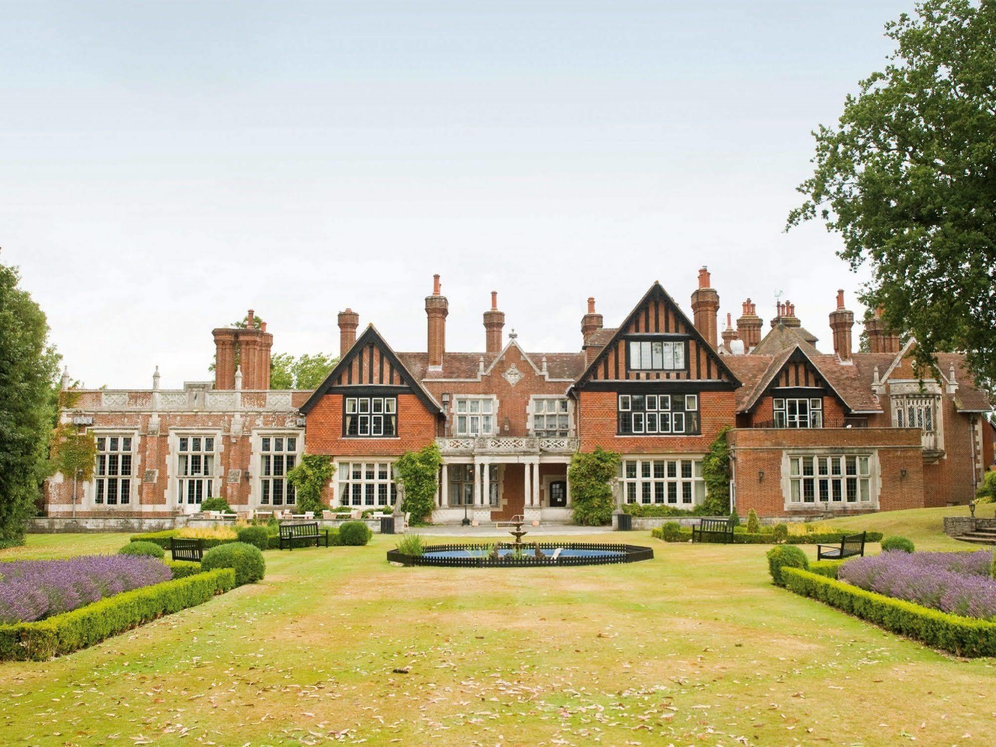 Hotel Macdonald Elmers Court Lymington